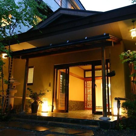 鷹明亭　辻旅館 長野市 エクステリア 写真