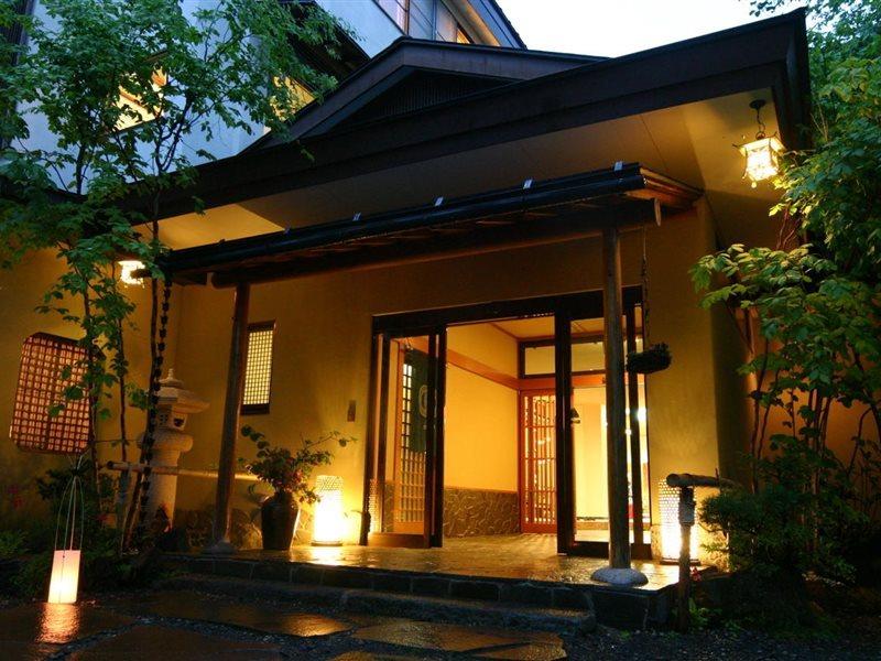 鷹明亭　辻旅館 長野市 エクステリア 写真