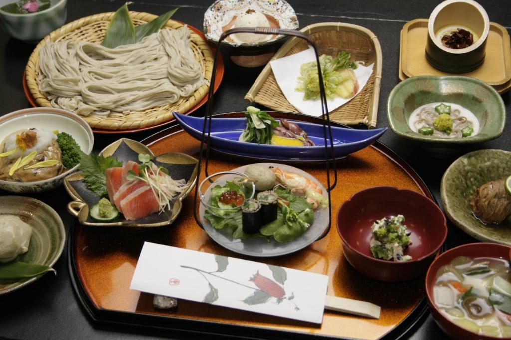 鷹明亭　辻旅館 長野市 エクステリア 写真