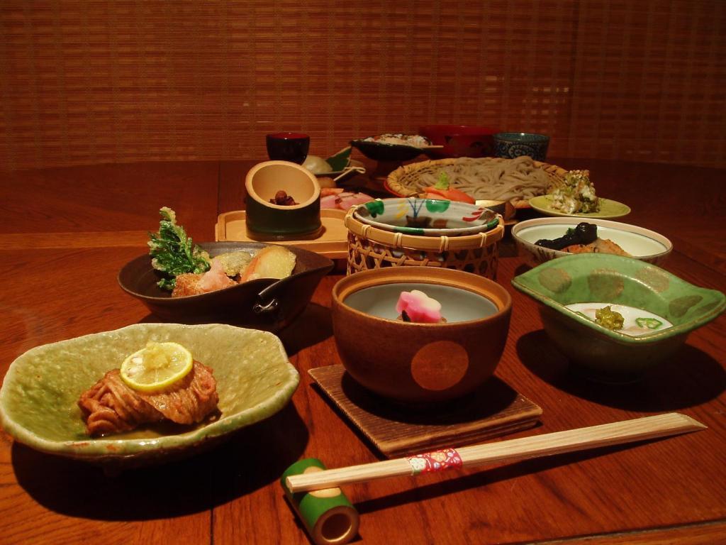 鷹明亭　辻旅館 長野市 エクステリア 写真